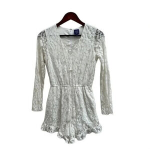 Disney Beauty And The Beast Sz S Lined Romper Playsuit White Lace Bell Sleeves‍‎